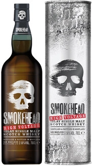 На фото изображение Smokehead High Voltage, in tube, 0.7 L (Смоукхед Хай Вольтаж, в тубе в бутылках объемом 0.7 литра)