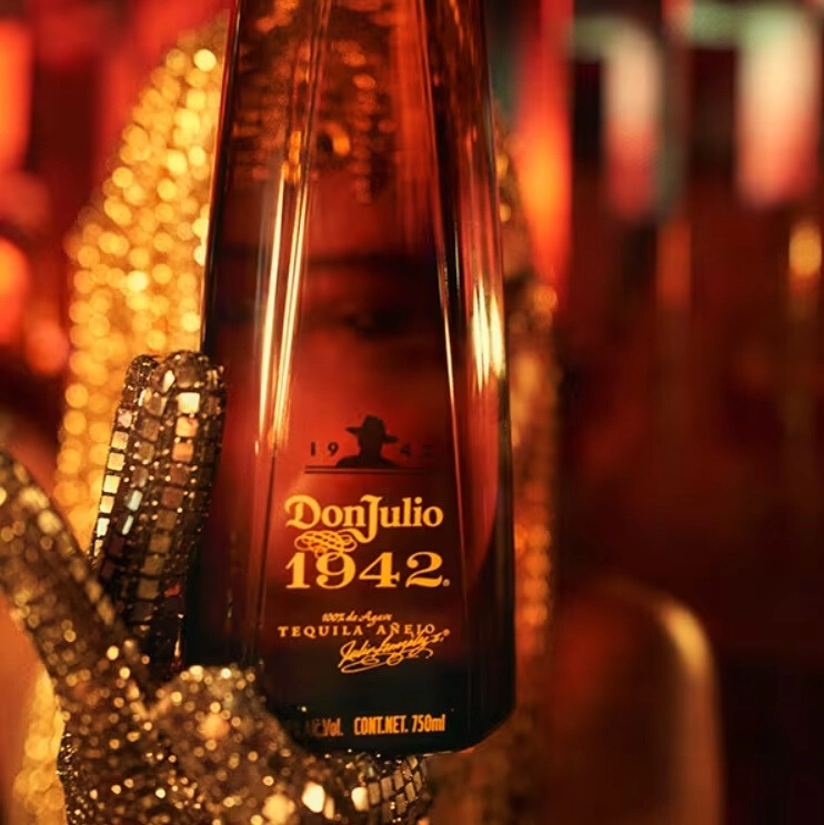 Tequila Don Julio 1942, gift box, 750 ml Don Julio 1942