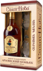 In the photo image Sayat Nova 7 Years Old, gift box with 2 glasses, 0.5 L