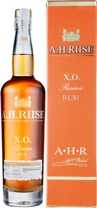 Bundle Bumbu Rum + A.H. Riise 1888 Copenhagen Medal - Dark rum