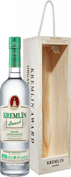 Водка «Kremlin Award» Organic Limited Edition, в деревянной