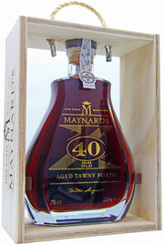 Maynards Tawny Porto 40 Years Old, wooden box