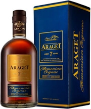 Araget 7 Years Old, gift box, 0.5 L