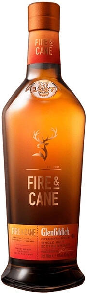 На фото изображение Glenfiddich, Fire and Cane, 0.7 L (Гленфиддик, Файер энд Кейн в бутылках объемом 0.7 литра)