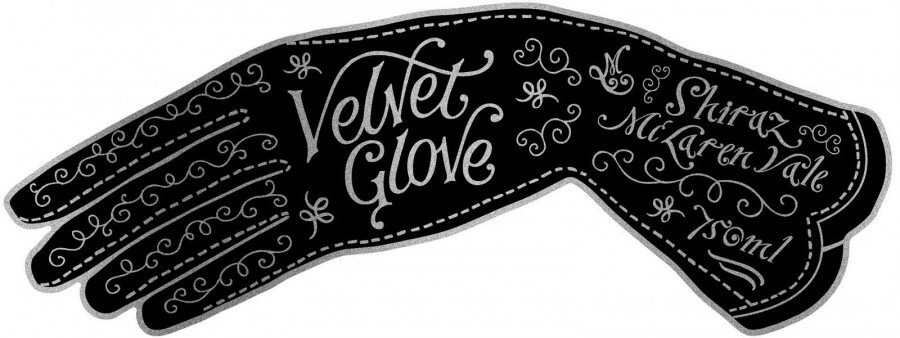 現地調達】Velvet Glove 2017 Molly Dooker Wine Mollydooker, Velvet