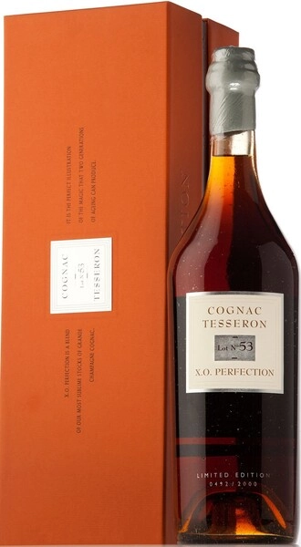 Tesseron Cognac Lot No. 53 ギフトBOX 旧ボトル Коньяк Tesseron, Lot №53 XO Perfection, в подарочной коробке, 1.75