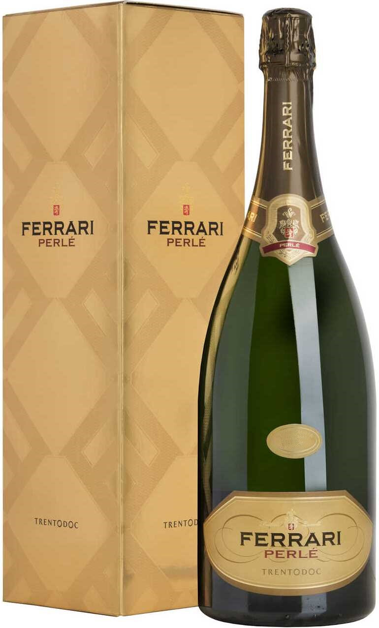 Sparkling wine Ferrari, Perle Brut, Trento DOC, gift box, 1500 ml