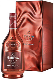 Hennessy VSOP, Limited Edition by Refik Anadol, gift box, 0.7 л
