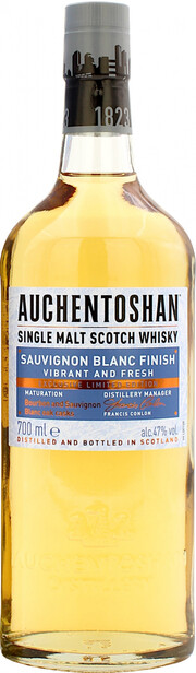 На фото изображение Auchentoshan, Sauvignon Blanc Finish, 0.7 L (Акентошан, Совиньон Блан Финиш в бутылках объемом 0.7 литра)