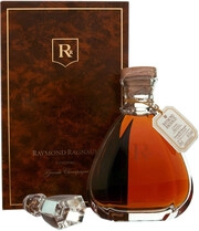 Raymond Ragnaud, Hors dAge, in cristal decanter, gift box, 0.7 л