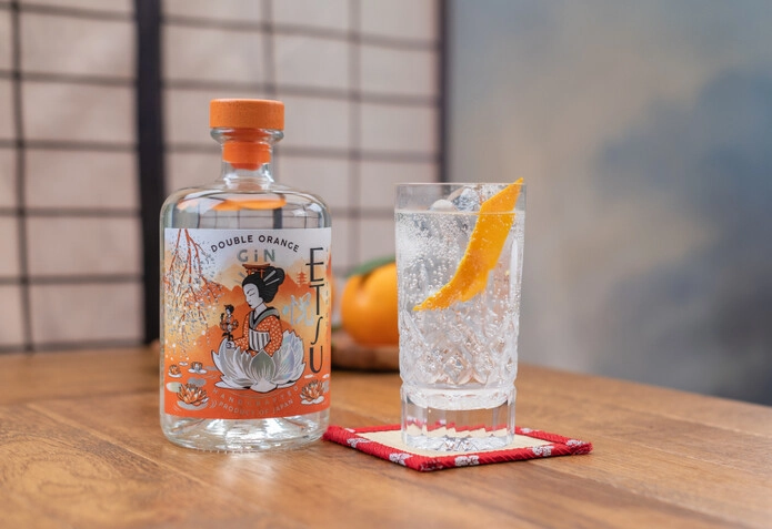 Osiyolik gozallar blowjobs beradi