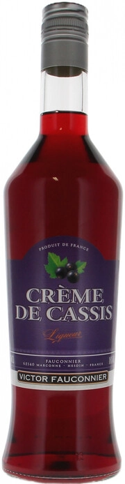 На фото изображение Victor Fauconnier Creme de Cassis, 0.7 L (Виктор Фоконье Крем де Кассис объемом 0.7 литра)