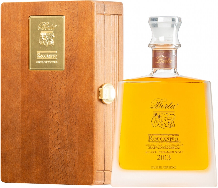 Grappa Distillerie Berta, Roccanivo, 2015, wooden box, 700 ml Distillerie  Berta, Roccanivo, 2015, wooden box – price, reviews