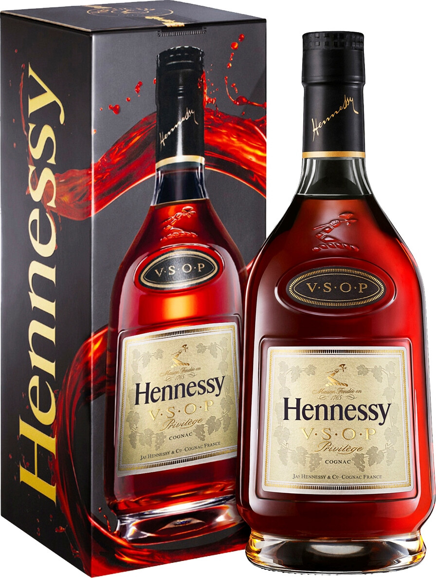 Cognac Hennessy V.S.O.P. Privilege, with gift box, 700 ml Hennessy