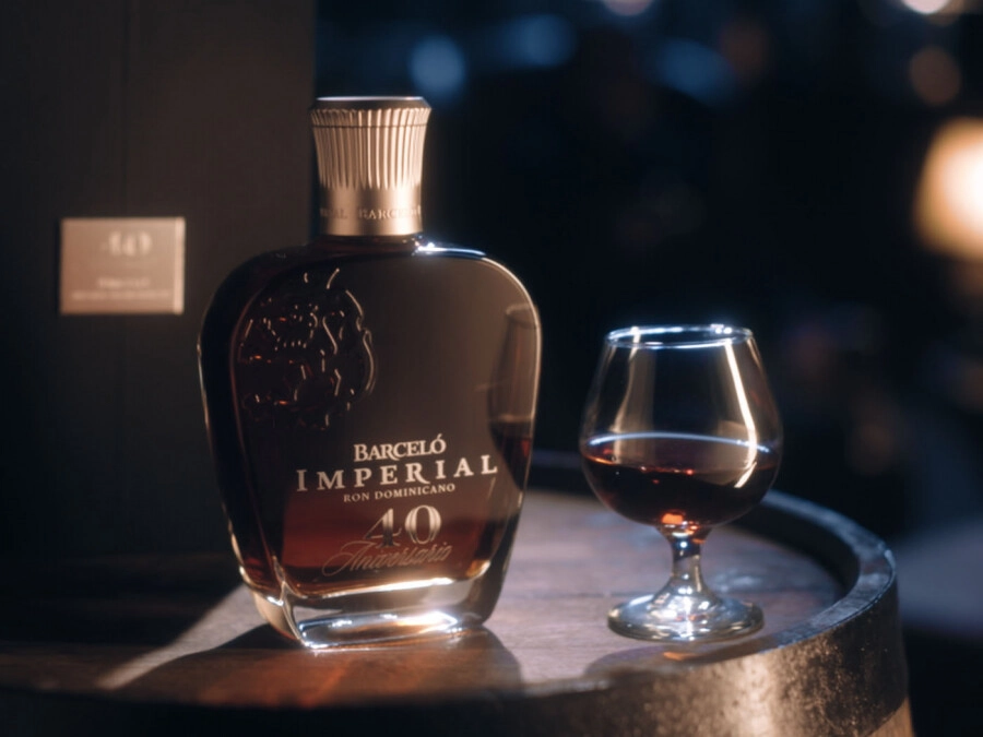 Barceló Imperial Premium Blend 40 Aniversario 43% Vol. 0,7l in Giftbox  @Malva