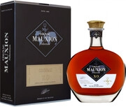 На фото изображение Mauxion Selection XO, in decanter & gift box, 0.7 L (Мауксион Селексьон ХО, в декантере и подарочной коробке объемом 0.7 литра)