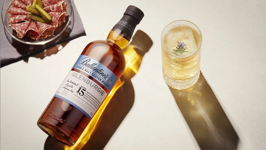 Ballantine's Glenburgie 15年 700ml Whisky Ballantine's Glenburgie 15YO 700ml in a tube