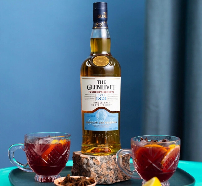 Виски The Glenlivet, «Founder's Reserve», в подарочной коробке