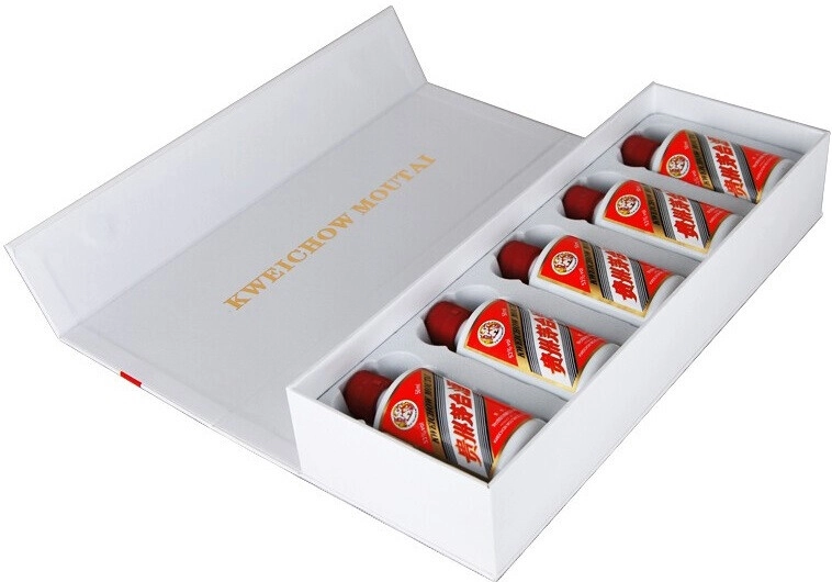 Set Kweichow Moutai (53%), gift set of 5 bottles in white