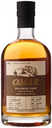 На фото изображение Omar Cask Strength Single Malt Bourbon Cask, 0.7 L (Омар Каск Стрендж Сингл Молт Бурбон Каск в бутылках объемом 0.7 литра)