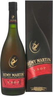 In the photo image Remy Martin VSOP, gift box, 0.35 L