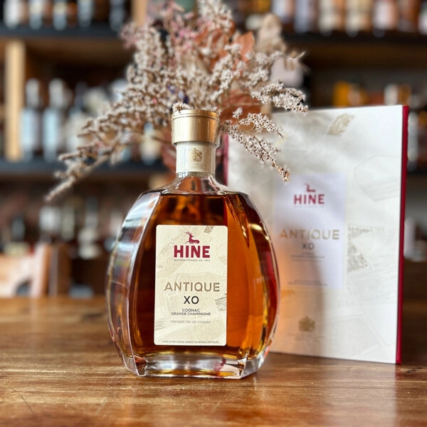 Коньяк Hine, «Antique» XO, в подарочной коробке, 0.7 л — купить