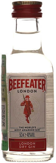 In the photo image Beefeater, 0.05 L