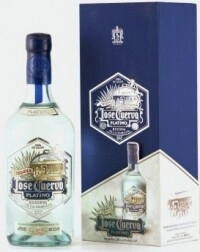 Текила «Jose Cuervo» Platino Reserva De la Familia, в подарочной