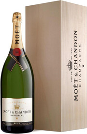 Moet & Chandon, Brut Imperial, with wooden box, 6 л