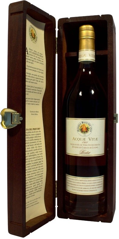 【希少‼️】プレミアム グラッパ Berta Acquae Vitae 700ml Grappa Berta, Acquae Vitae, wooden box, 700 ml Berta, Acquae