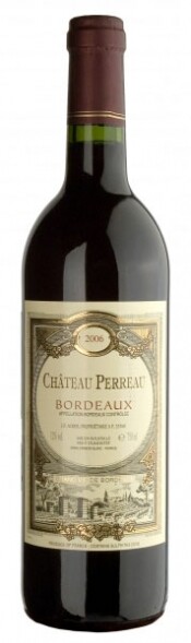На фото изображение Chateau Perreau, Bordeaux AOC Rouge, 2006, 0.75 L (Шато Перо, Бордо объемом 0.75 литра)