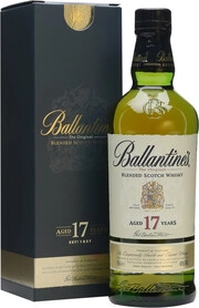 На фото изображение Ballantines 17 Years Old, gift box, 0.7 L (Баллантайнс 17 лет, подарочная упаковка в бутылках объемом 0.7 литра)