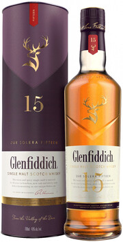 На фото изображение Glenfiddich 15 Years Old, in tube, 0.7 L (Гленфиддик 15-летний, в тубе в бутылках объемом 0.7 литра)