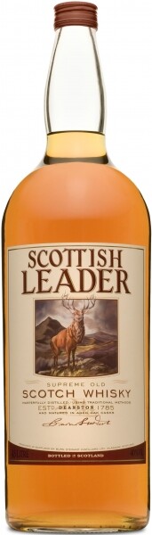 На фото изображение Scottish Leader, 4.5 L (Скоттиш Лидер в бутылках объемом 4.5 литра)