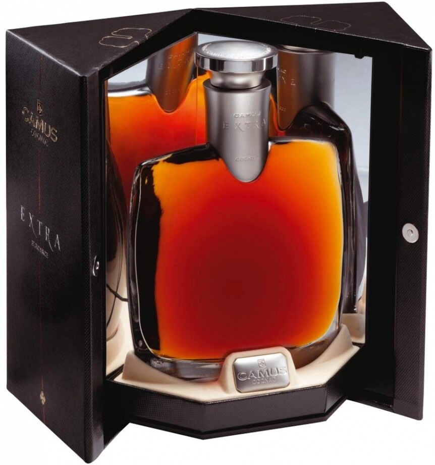 Cognac Camus Extra Elegance, gift box, 700 ml Camus Extra Elegance 