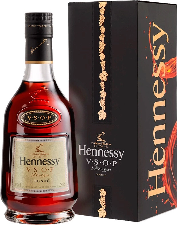 Cognac Hennessy V.S.O.P, with gift box, 350 ml Hennessy V.S.O.P, with gift  box – price, reviews