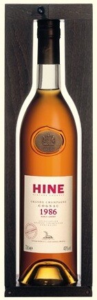 In the photo image Hine, Vintage Early Landed, 1986, in wooden box, 0.7 L