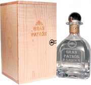 Gran Patron Platinum, wooden box, 0.75 L