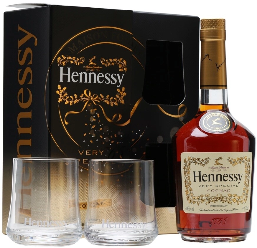 Hennessy v s o. Hennessy подарочный набор very Special. Хеннесси вери Спешиал 0.7.