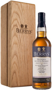 Виски Berrys, Ben Nevis 40 Years Old, wooden box, 0.7 л