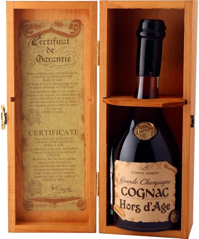 Cognac Comte Joseph, Hors d'Age XO, wooden box, 700 ml Comte