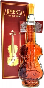 Violin 5 Years Old, gift box, 0.5 L