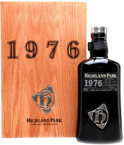 Highland Park, 1976, wooden box, 0.7 л