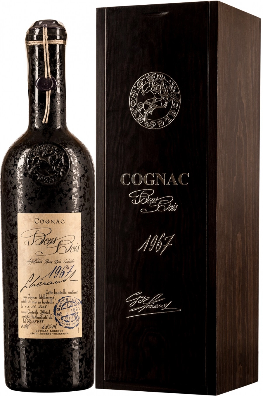 Коньяк Lheraud Cognac 1967 Bons Bois, 0.7 л — купить коньяк Леро Коньяк  1967 Бон Буа в деревянной подарочной коробке, 700 мл – цена 172122 руб,  отзывы в Winestyle