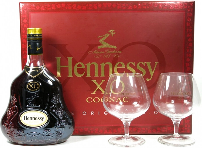 Винный набор Hennessy X.O, gift set with 2 glasses — купить винный