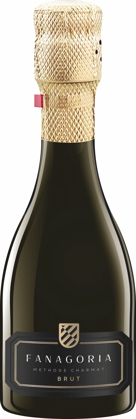 Фанагория игристое полусладкое. Фанагория игристое брют. Фанагория кубань игристое. Брют вино кубань таманский полуостров. Фанагория кубань игристое.