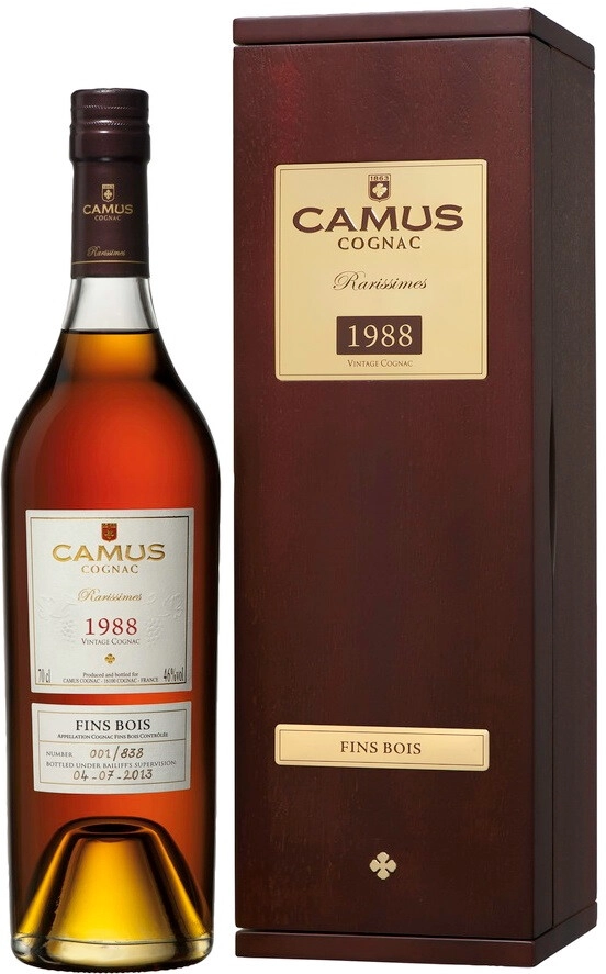 Cognac Camus, Vintage, 1988, wooden box, 700 ml Camus, Vintage