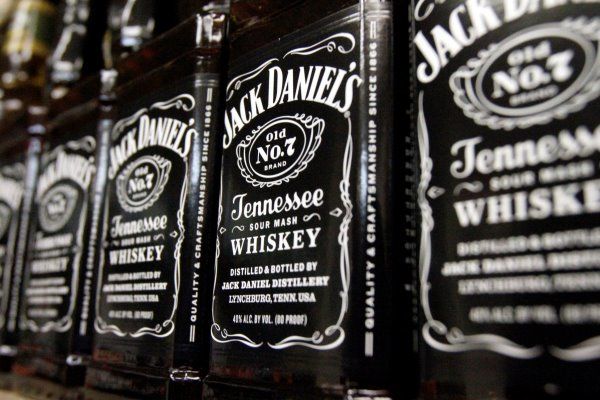 Виски Jack Daniel’s («Джек Дэниелс»)